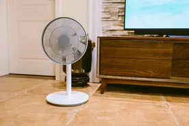 当风扇开始玩“智能”，语音控制+体感送风，体验比2000空调都好图片