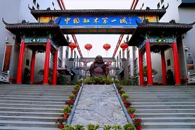 广西人的红木情节图片