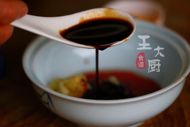 鸡爪可以这样做，豉汁蒸鸡爪，简单省事又好吃，用来下酒很不错