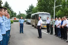 鱼水情深！新郑市四大班子走访慰问驻军部队图片