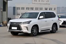 男人的梦想座驾雷克萨斯LX570，5.7L V8动力，开出去比卡宴有档次图片