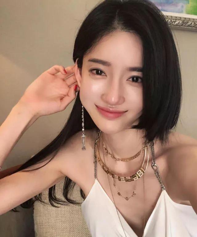 网红潘南奎被打了!遭男老板狂扇巴掌,漂亮脸蛋被打得惨不忍睹