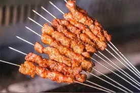 烤羊肉串（肉串腌制与三种烧烤粉配方制法），超级美味，记得收藏图片