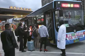 九江27日开通免费专车接送湖北群众入浔图片