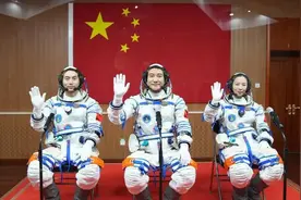 正式进驻空间站！“太空出差三人组”来了图片