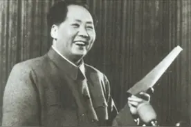 1948年，毛主席被困五台山，向老方丈问道：您看，我们能胜利吗？图片