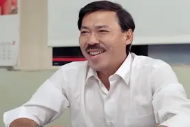 幽默祖师冯淬帆：周润发的恩师，称最讨厌喜剧，现独居30平出租房图片