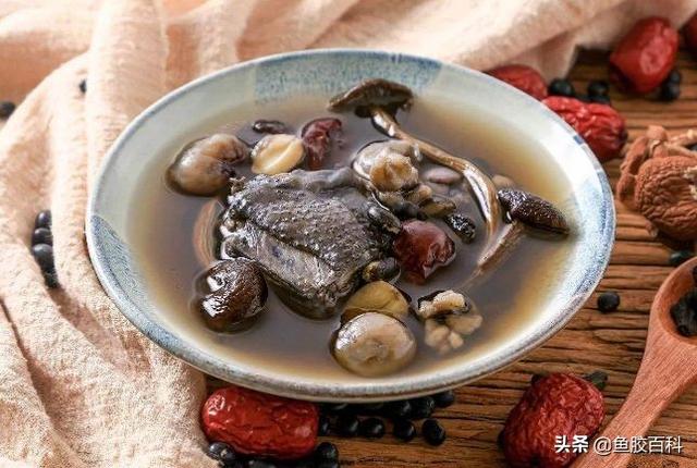 猪肺凤爪花胶汤怎么做好吃 2025年猪肺凤爪花胶汤怎么做好吃又简单