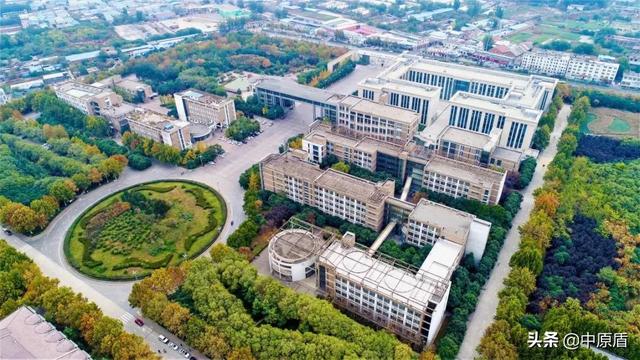 新乡师范学院是多少分能上（多少分能上河南师范大学计划招生9997人）