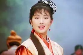 五版秋香：李若彤可爱，巩俐不肯扮丑，最经典非她莫属图片