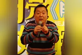 央视主持人董浩：36岁被下死亡通知书，今64岁对救命恩人深情表白图片