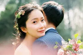 女人不开心时，这样“哄”，比“我错了”还管用图片