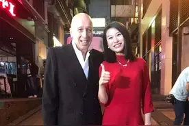美国百亿富翁放弃自己国籍，加入中国籍，称：很自豪能成为中国人图片