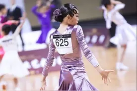 1200名青少年在汉“以舞会友”，首届长江青少年体育舞蹈公开赛落幕图片