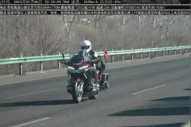 车速达169km/h！唐山一男子骑摩托去三亚，在高速上飙车被罚图片
