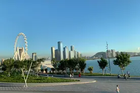 在深圳欢乐港湾花150元坐1次摩天轮图片