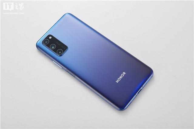 麒麟990 5g ufs3.0 神级优化:荣耀v30 pro稳坐全能5g旗舰