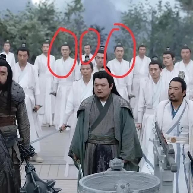 国产剧奇葩特效盘点!赵丽颖边变色边旋转,白敬亭都亲自下场吐槽