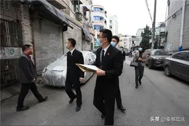 老爸把房子过户给儿子，结果被判了刑图片