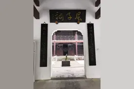 摸着石头过河，已成过去式图片