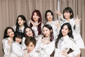 火箭少女101告别典礼造型图片