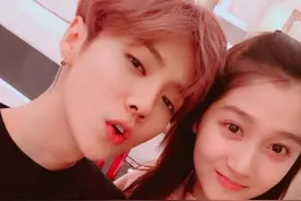 秀恩爱遭另类网暴？鹿晗粉丝集体脱饭，关晓彤认怂方式太逗了图片