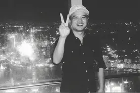黄子韬接手爸爸工作，凌晨一点还与员工交涉，挑起大梁的他成熟了图片