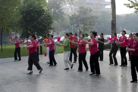 一日舞几舞，活到九十五，是真的吗？图片