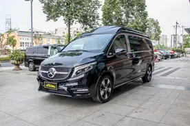 21款9速奔驰V260L巴塞罗那版 七座房车 商务家用接待利器图片
