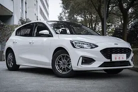 试驾完2021款福克斯，我突然明白了，自己喜欢的车才是好车图片