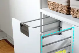 橱柜抽屉两侧不封实心板，换成不锈钢钢架，镂空设计通风不受潮图片