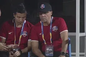 中甲关键场次惊现默契球？浙江绿城单外援怪阵，球迷怒了图片