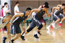 辽篮迎两好消息，郭艾伦获NBA球星待遇，首钢十人体测三人不过图片