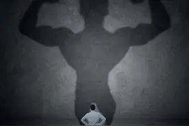 从心理学角度看，内心邪恶的人，通常具有3点特征图片