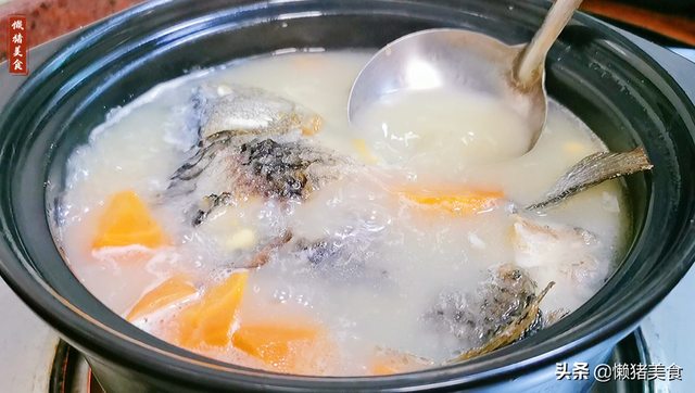 孕妇鱼汤怎么做好喝又营养（孕期准妈妈常喝这道鲫鱼汤）