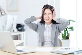 上下班打卡证明你在加班？别天真，企业跟法院可从不认可图片