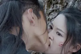 王大陆拔火罐式热吻李沁，李沁嘴巴被亲变形，网友：大陆又吃人了图片