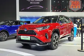 新车 | 油耗1.1升，纯电续航80公里，曝丰田荣放插混信息图片