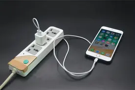 充电应该先插插头还是插手机接口？手机充电，你做对了吗？图片