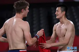 东京奥运会 | 林丹贺国羽：五个单项进决赛非常了不起图片