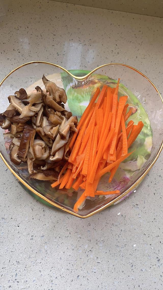 孕期花胶炖鸡蛋 2026年孕妇花胶炖鸡 孕期花胶炖鸡蛋 2026年孕妇花胶炖鸡