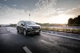 “MPV我最强，谁来都不好使”，它说的图片