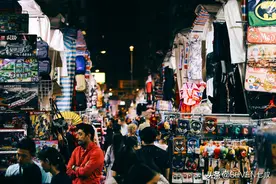 中国香港街头夜景图片