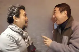 谦卑！63岁冯巩与中国第一男高音魏松同框，放低姿态疑主动示好图片