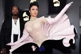 曾经的脱衣舞娘 现在的美国顶级女Rapper——卡老师图片