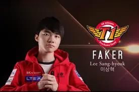 李哥参加综艺，展示因训练导致严重变形的手指，电竞就是这么残酷图片