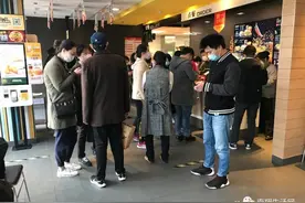 实拍！今天上海的麦当劳“疯了”？？？？图片