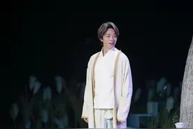 上海人都爱的上海电视台美女主播花式宠老公！和程雷分手分对了？图片