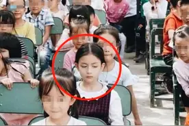 “最精致”混血儿走红，不看镜头也是全幼儿园最美，网友：我酸了图片