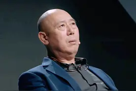 从“手握上亿资金”到“骂几个明星算啥”，66岁李诚儒的豪横人生图片